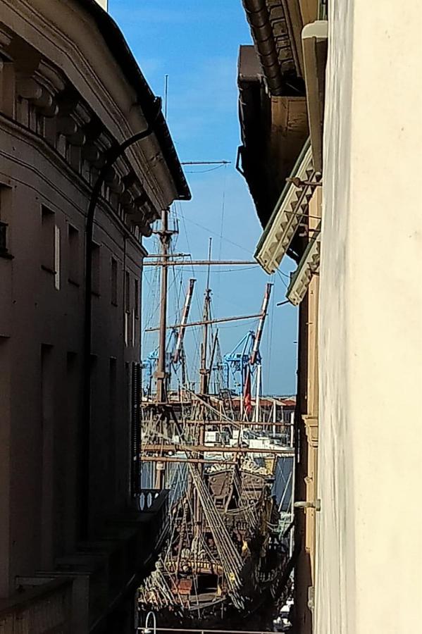 Doge Cambiaso- Davanti All'Acquario - Grande Terrazza Privata - Palazzo Nobiliare Storico Janov Exteriér fotografie